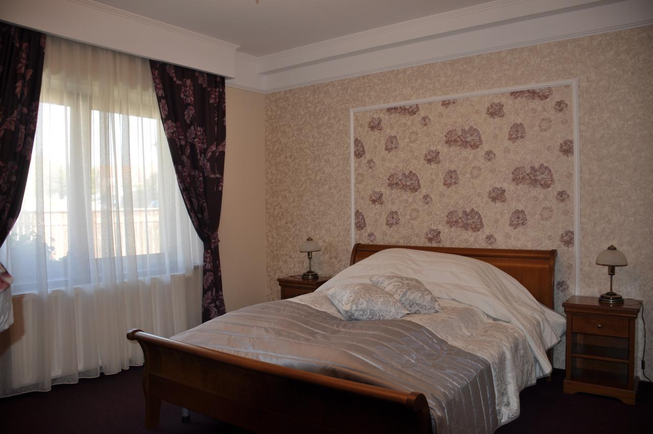 Vila Anna Malnas Bai Buitenkant foto